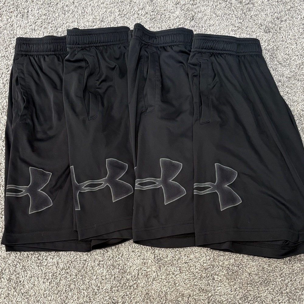 Under Armour Men's Black Athletic Shorts
